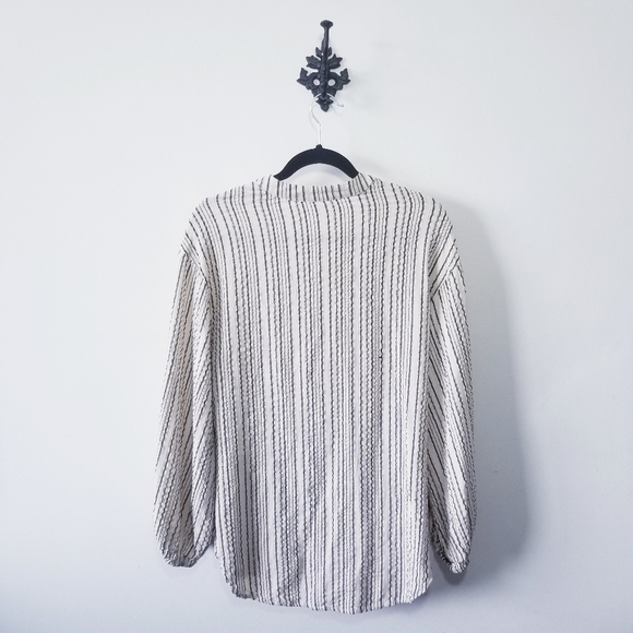 Free People Gray and White Boxy Long Sleeve Blouse - Picture 3 of 6